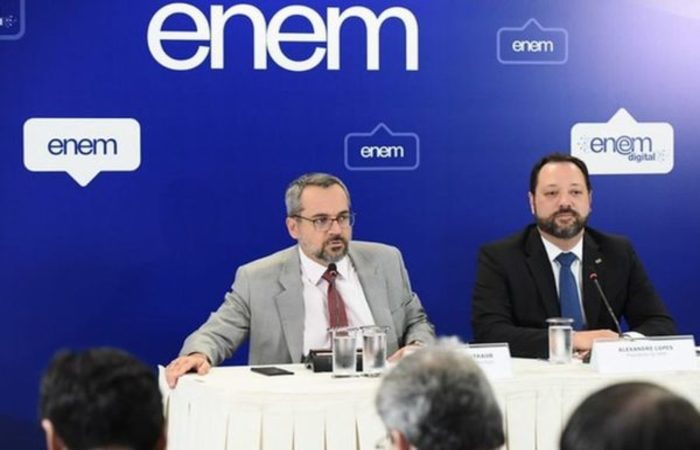 Ministro da Educação, Abraham Weintraub confirmou no sábado (18) que milhares de participantes haviam recebidos notas com erros/Foto: Luís Fortes/MEC Ministro da Educação, Abraham Weintraub confirmou no sábado (18) que milhares de participantes haviam recebidos notas com erros/Foto: Luís Fortes/MEC