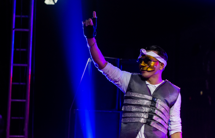 MC Anônimo.