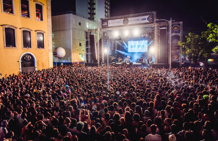 Festival leva diversidade para programação noturna do carnaval do Recife.