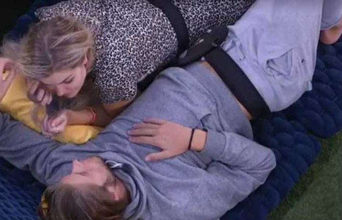 Marcela e Daniel conversam sobre relacionamento no jardim do BBB20./Foto: Reprodução/Instagram