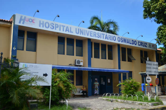 Pernambucana de 51 anos está em isolamento no Oswaldo Cruz./Foto: Malu Cavalcanti/Arquivo DP Pernambucana de 51 anos está em isolamento no Oswaldo Cruz./Foto: Malu Cavalcanti/Arquivo DP