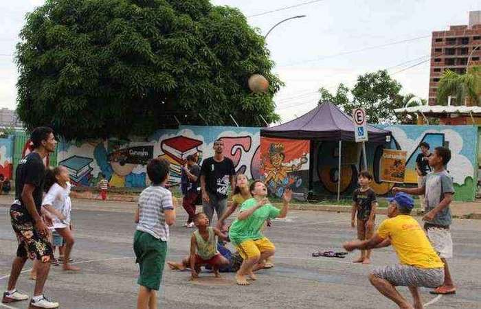 Pinturas, massas de modelar, pique-esconde e bola s&atilde;o algumas das atividades que fazem parte da rotina dos pequenos/Foto: Filipe Lopes/Divulga&ccedil;&atilde;o Curumim Cultural