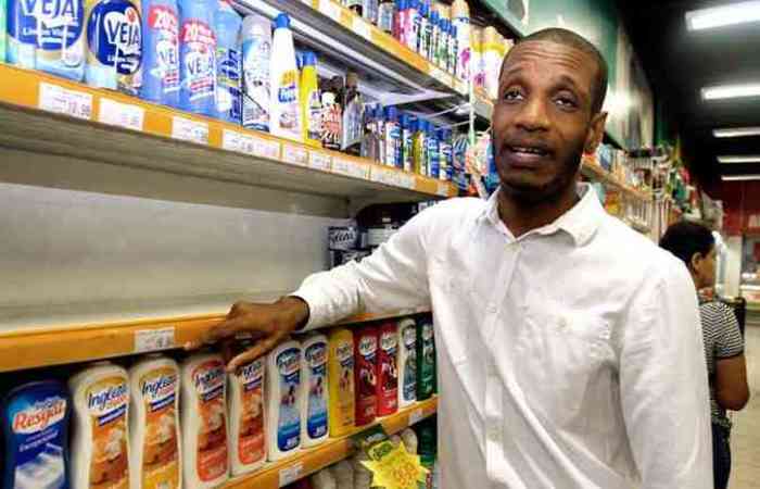 Thiago Rogério, gerente do supermercado./Foto: Arquivo/CB Thiago Rogério, gerente do supermercado./Foto: Arquivo/CB