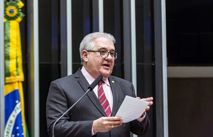 /Augusto Coutinho aguarda o resultado do exame em casa isolado com a família. Foto: Divulgação