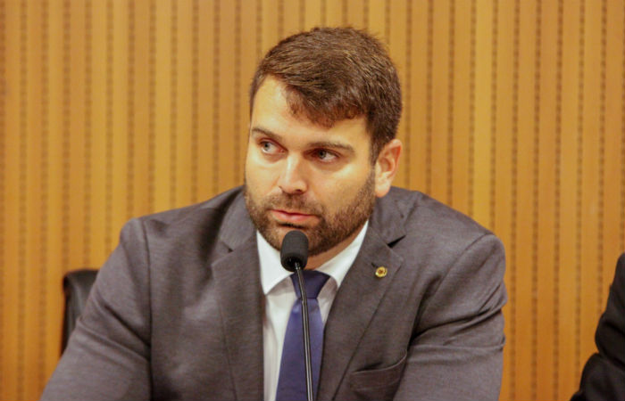 Deputado dará entrada ao projeto de lei na próxima terça (24)/Foto: Divulgação / Alepe