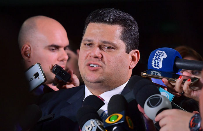 Alcolumbre segue isolado em casa após ser confirmado com Covid-19/Foto: Agência Senado Alcolumbre segue isolado em casa após ser confirmado com Covid-19/Foto: Agência Senado