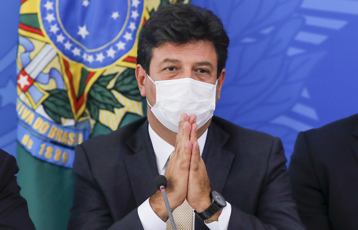 "É fake news a informação que temos um comprimido que toma e sara. Não tem", ressaltou o ministro/Foto: Sergio Lima/AFP "É fake news a informação que temos um comprimido que toma e sara. Não tem", ressaltou o ministro/Foto: Sergio Lima/AFP