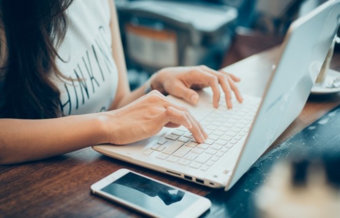 Esta alternativa estará disponível a partir do dia 30 de março nas unidades do Grau Técnico que já iniciaram as aulas, sem custos adicionais para os estudantes./ Esta alternativa estará disponível a partir do dia 30 de março nas unidades do Grau Técnico que já iniciaram as aulas, sem custos adicionais para os estudantes./