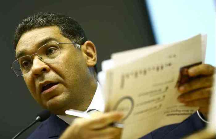 Mansueto: com a crise do coronavírus, deficit primário ficará acima de 4% do PIB./foto: Marcelo Camargo/Agência Brasil Mansueto: com a crise do coronavírus, deficit primário ficará acima de 4% do PIB./foto: Marcelo Camargo/Agência Brasil
