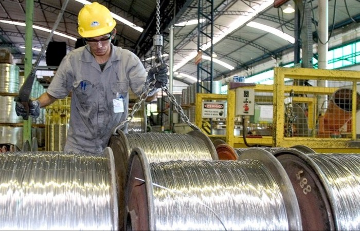 O resultado caiu 22,20 pontos entre abril e março deste ano e atingiu 36,7 pontos./Foto: Marcelo Camargo/Agência Brasil O resultado caiu 22,20 pontos entre abril e março deste ano e atingiu 36,7 pontos./Foto: Marcelo Camargo/Agência Brasil