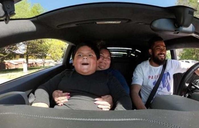 O menino se divertiu em passeio após dar susto em família/Foto: Reprodução/KSL5TV O menino se divertiu em passeio após dar susto em família/Foto: Reprodução/KSL5TV