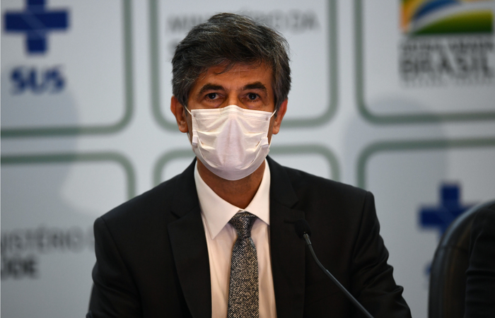 Nesta sexta-feira (15), Nelson Teich renunciou sua função no Ministério da Saúde. Ele é o segundo ministro a sair da pasta durante a pandemia/Foto: Evaristo Sá/AFP Nesta sexta-feira (15), Nelson Teich renunciou sua função no Ministério da Saúde. Ele é o segundo ministro a sair da pasta durante a pandemia/Foto: Evaristo Sá/AFP