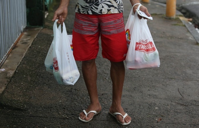 Williams Silva, após fazer compras