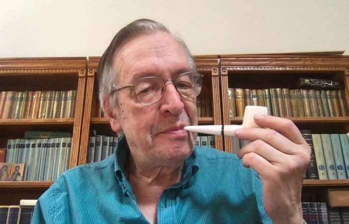 Olavo de Carvalho é considerado o "guru" do presidente Bolsonaro/Foto: Reprodução