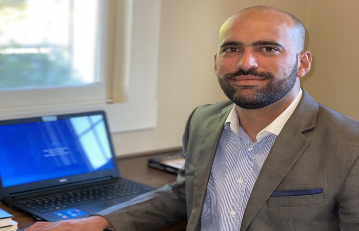 O advogado especialista em direito imobiliário, Thiago Bezerra, afirma que todos os mutuários adimplentes podem solicitar a postergação/Foto: Divulgação O advogado especialista em direito imobiliário, Thiago Bezerra, afirma que todos os mutuários adimplentes podem solicitar a postergação/Foto: Divulgação