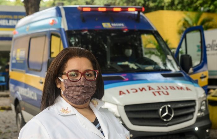 Sandra Helena Soares de Castro, 40 anos, chefe da Enfermagem do Hospital de Pediatria Helena Moura