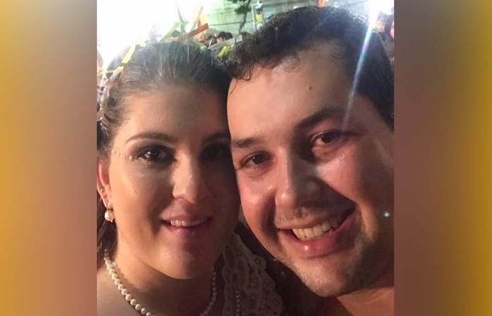 Sarí Gaspar Côrtes Real é casada com o prefeito de Tamandaré, Sérgio Hacker. 