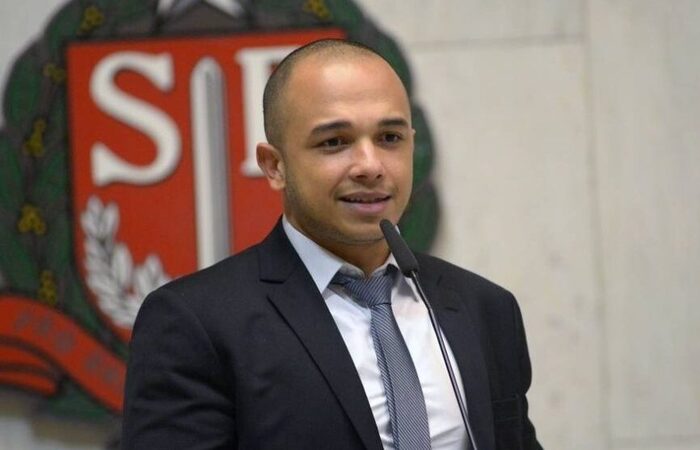 O dossiê com quase mil nomes é atribuído ao deputado estadual Douglas Garcia/Foto: Divulgação/Alesp O dossiê com quase mil nomes é atribuído ao deputado estadual Douglas Garcia/Foto: Divulgação/Alesp