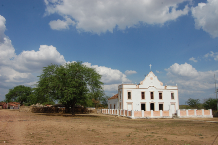 Exú é um dos municípios ainda sem ocorrências; barreiras sanitárias, decretos de isolamento, fechamento do comércio, menor densidade populacional e isolamento geográficos são os fatores que contribuem para não haver registros em 20 cidades/Carolina Santos/ Arquivo DP Exú é um dos municípios ainda sem ocorrências; barreiras sanitárias, decretos de isolamento, fechamento do comércio, menor densidade populacional e isolamento geográficos são os fatores que contribuem para não haver registros em 20 cidades/Carolina Santos/ Arquivo DP