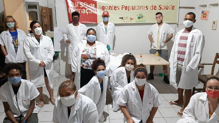 A iniciativa já formou cerca de 500 agentes em bairros como Peixinhos, Brasília Teimosa, Ibura e Várzea/Foto: Arquivo Pessoal/Divulgação A iniciativa já formou cerca de 500 agentes em bairros como Peixinhos, Brasília Teimosa, Ibura e Várzea/Foto: Arquivo Pessoal/Divulgação