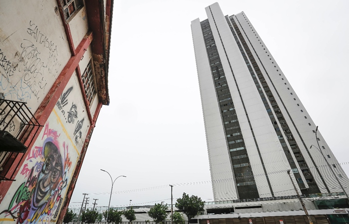 Um galpão no Cais de Santa Rita, no Centro do Recife, ganhou, neste sábado (6), um grafite em homenagem a Miguel Otávio, de 5 anos./Fotos: Paulo Paiva / DP FOTO. Um galpão no Cais de Santa Rita, no Centro do Recife, ganhou, neste sábado (6), um grafite em homenagem a Miguel Otávio, de 5 anos./Fotos: Paulo Paiva / DP FOTO.