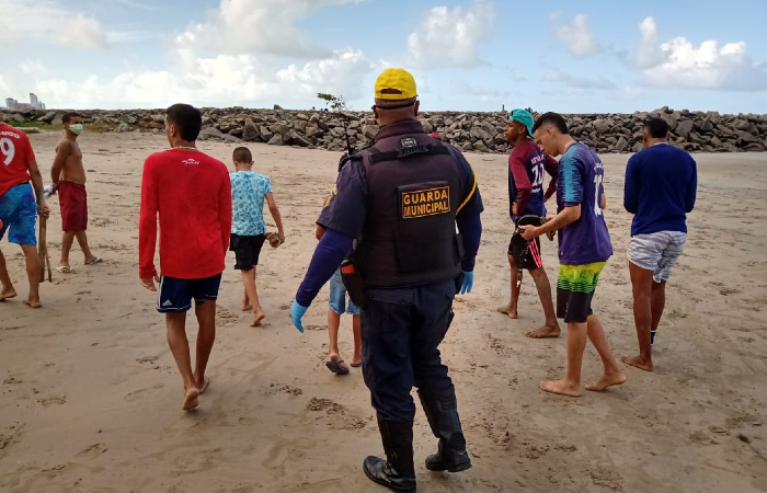 Fiscalização foi feita na tarde desta quinta (9)/Foto: Divulgação/Secom Olinda.