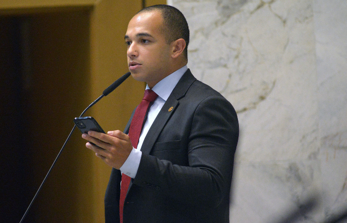 Douglas Garcia é deputado estadual em São Paulo./Foto: José Antonio Teixeira/Alesp.