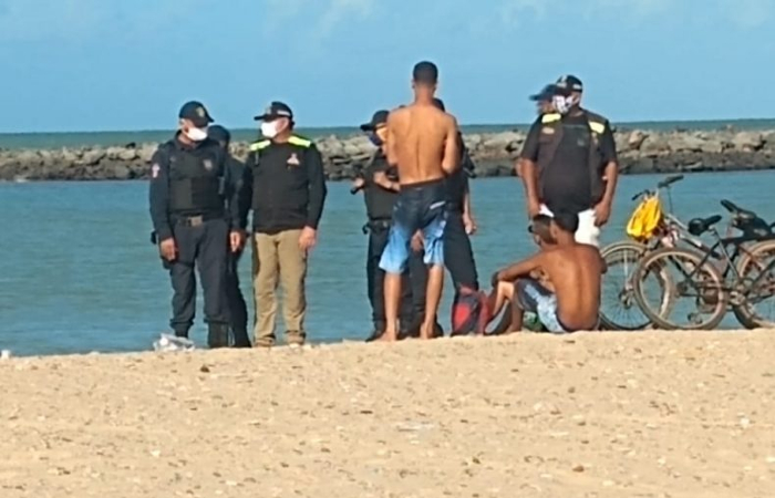 Equipe vai percorrer os nove quilômetros de praias para cumprimento das determinações do Plano de Convivência Estadual./Foto: Guarda Municipal de Olinda. Equipe vai percorrer os nove quilômetros de praias para cumprimento das determinações do Plano de Convivência Estadual./Foto: Guarda Municipal de Olinda.