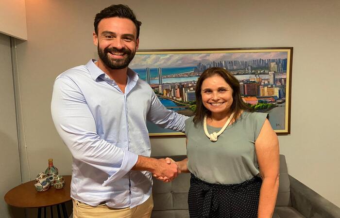 /Carlos Andrade Lima anunciou nesta terça-feira a indicação de Rosaly Almeida. Foto: Divulgação /Carlos Andrade Lima anunciou nesta terça-feira a indicação de Rosaly Almeida. Foto: Divulgação