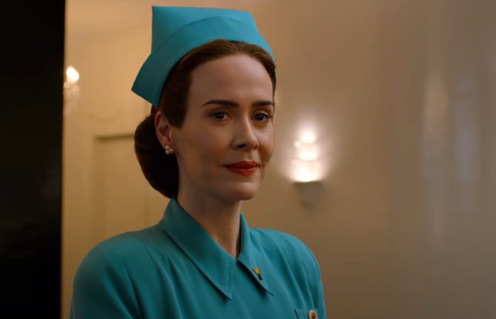A enfermeira Mildred Ratched é interpretada pela atriz Sarah Paulson/Foto: Divulgação A enfermeira Mildred Ratched é interpretada pela atriz Sarah Paulson/Foto: Divulgação