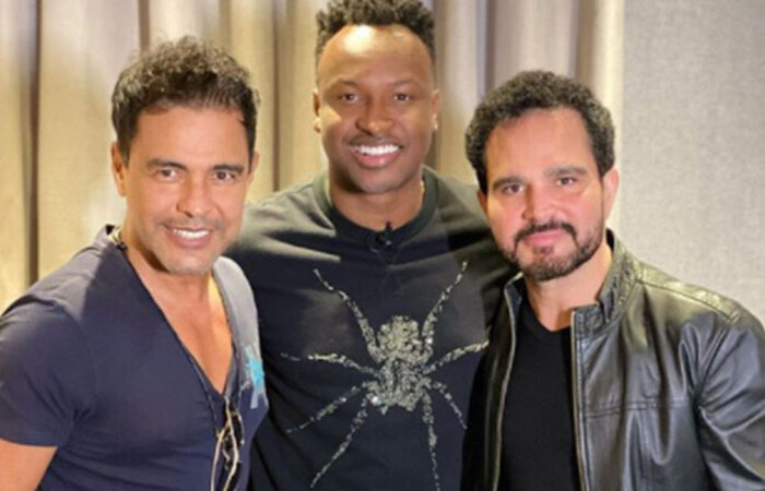 Zezé Di Camargo e Luciano gravam a música 'Dois Corações e Uma História' com Thiaguinho./Foto: Reprodução/Instagram Zezé Di Camargo e Luciano gravam a música 'Dois Corações e Uma História' com Thiaguinho./Foto: Reprodução/Instagram