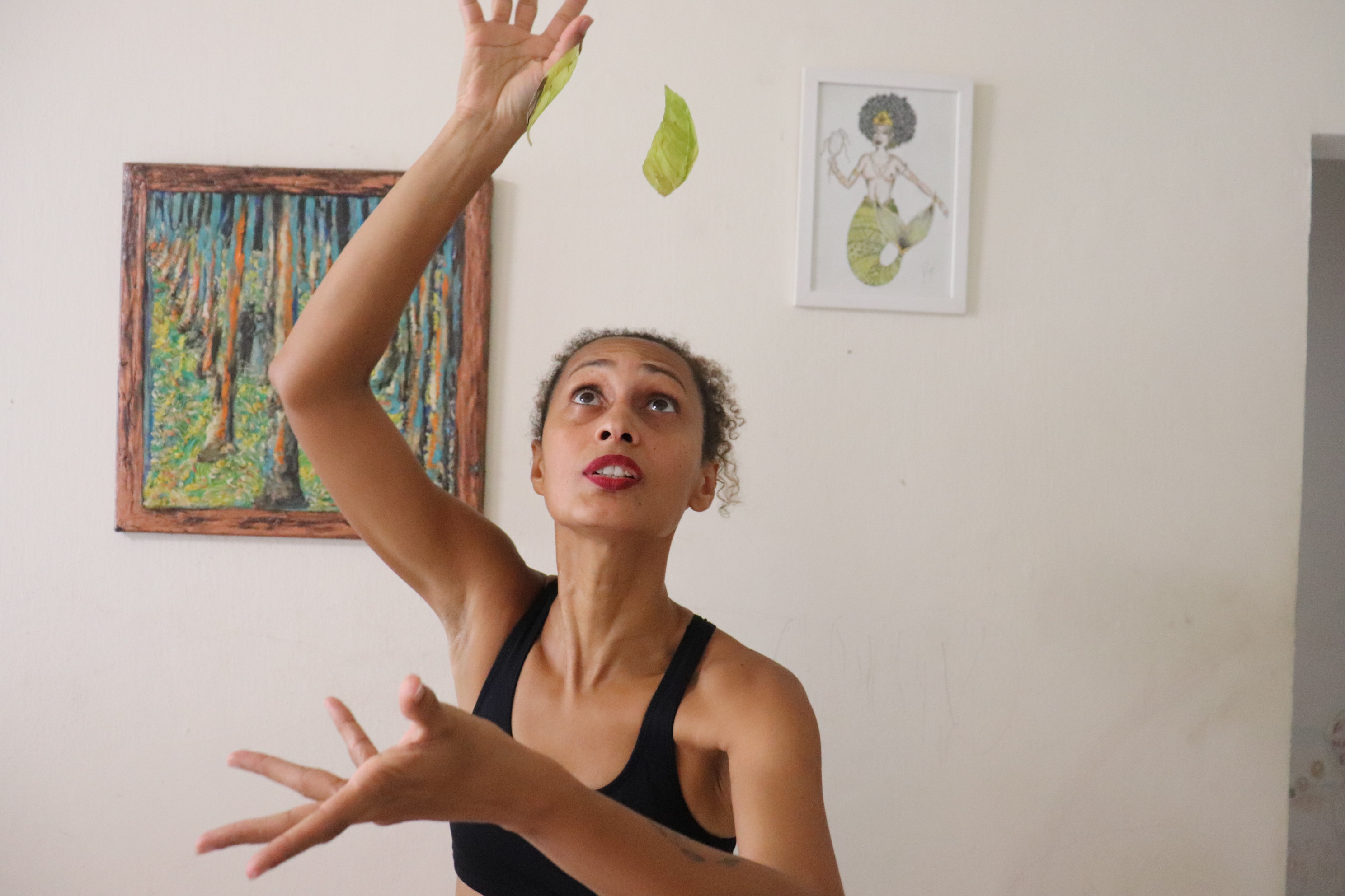 Agrinez Melo oferece o curso Dramaturgia dos Orixás, experiência a partir da relação do texto com o corpo ancestral/Foto: Divulgação
