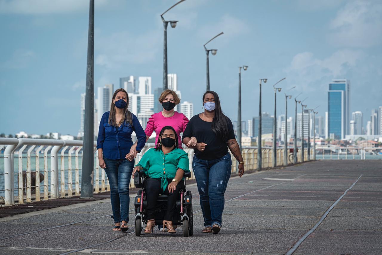 Chapa é formada por Terezinha Nunes, Germana Soares, Carol Aleixo e Cibelle Albuquerque. Foto: Fred Jordão/Divulgação/Foto: Fred Jordão/Divulgação Chapa é formada por Terezinha Nunes, Germana Soares, Carol Aleixo e Cibelle Albuquerque. Foto: Fred Jordão/Divulgação/Foto: Fred Jordão/Divulgação