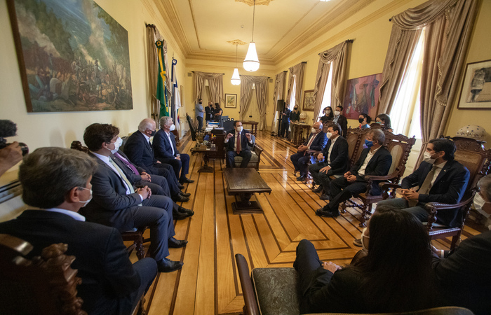 Anúncio foi feito hoje em reunião no Palácio do Campo das Princesas./Foto: Marlon Diego/Sdec/Divulgação