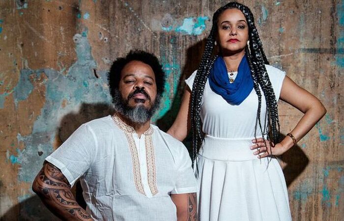 Escultura é criação dos artistas Francine Moura e Lumumba Afroindígena