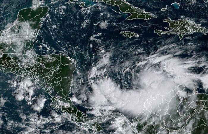 /Foto: RAMMB / NOAA / NESDIS / AFP /Foto: RAMMB / NOAA / NESDIS / AFP