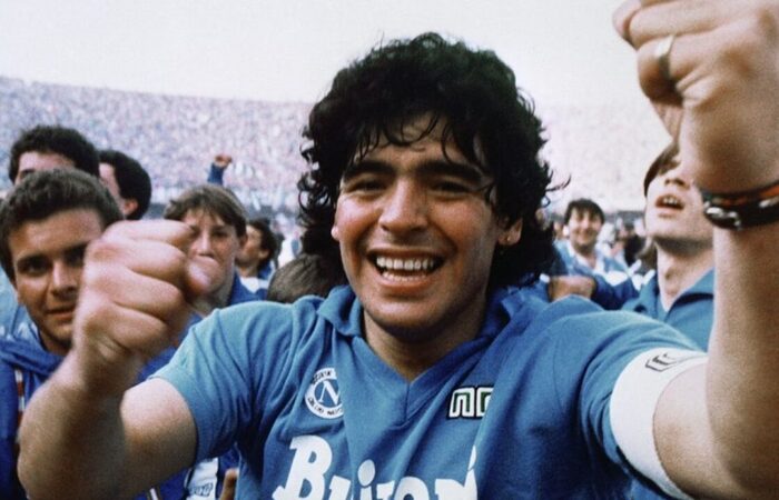 O jogador Maradona morreu nesta quarta-feira (25/11), vítima de uma parada cardiorrespiratória./Foto: Divulgação O jogador Maradona morreu nesta quarta-feira (25/11), vítima de uma parada cardiorrespiratória./Foto: Divulgação
