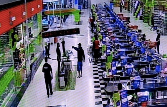 /Foto: Reprodução/ Câmera de Segurança /Foto: Reprodução/ Câmera de Segurança