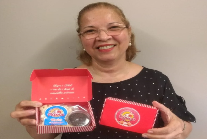 A pedagoga Zoraya Valéria conquistou os vizinhos e clientes com pipocas gourmet.