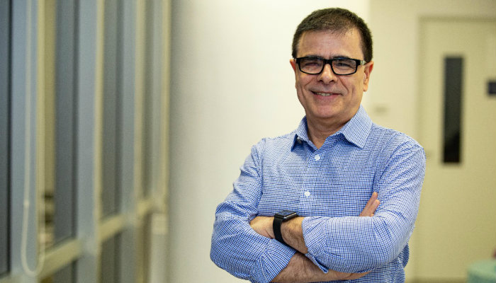 "O formato tradicional de prova não faz sentido. É mais importante para o aluno ter estímulos para pensar", afirma o
coordenador de Educação Continuada na FEI, Mauro Moraes