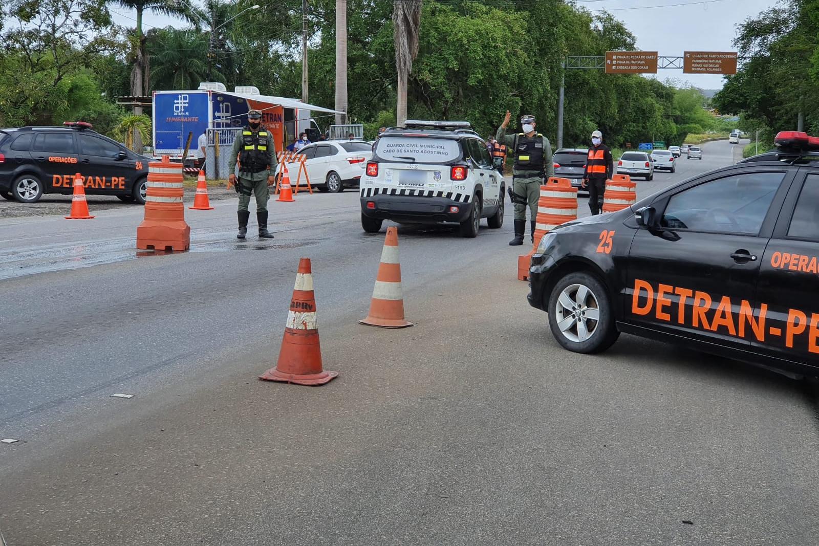 Ações preventivas no Litoral Norte e Sul feitas pelo Detran/Detran-PE/Divulgação