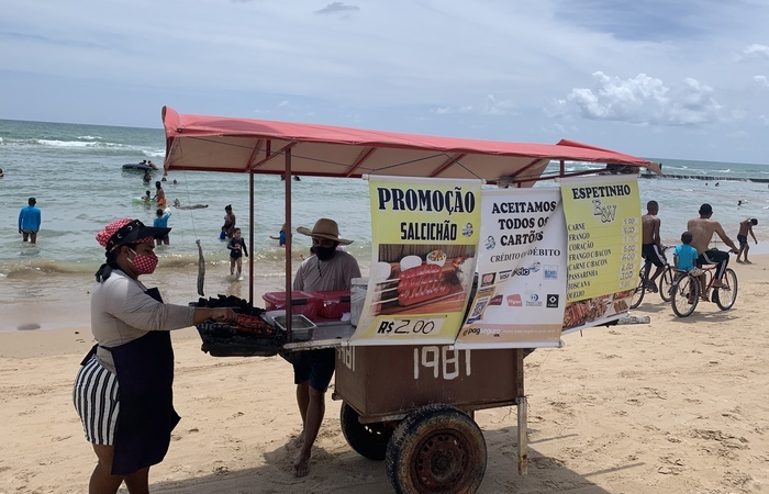 Edilma e Wagner temem o fechamento do comércio de praia