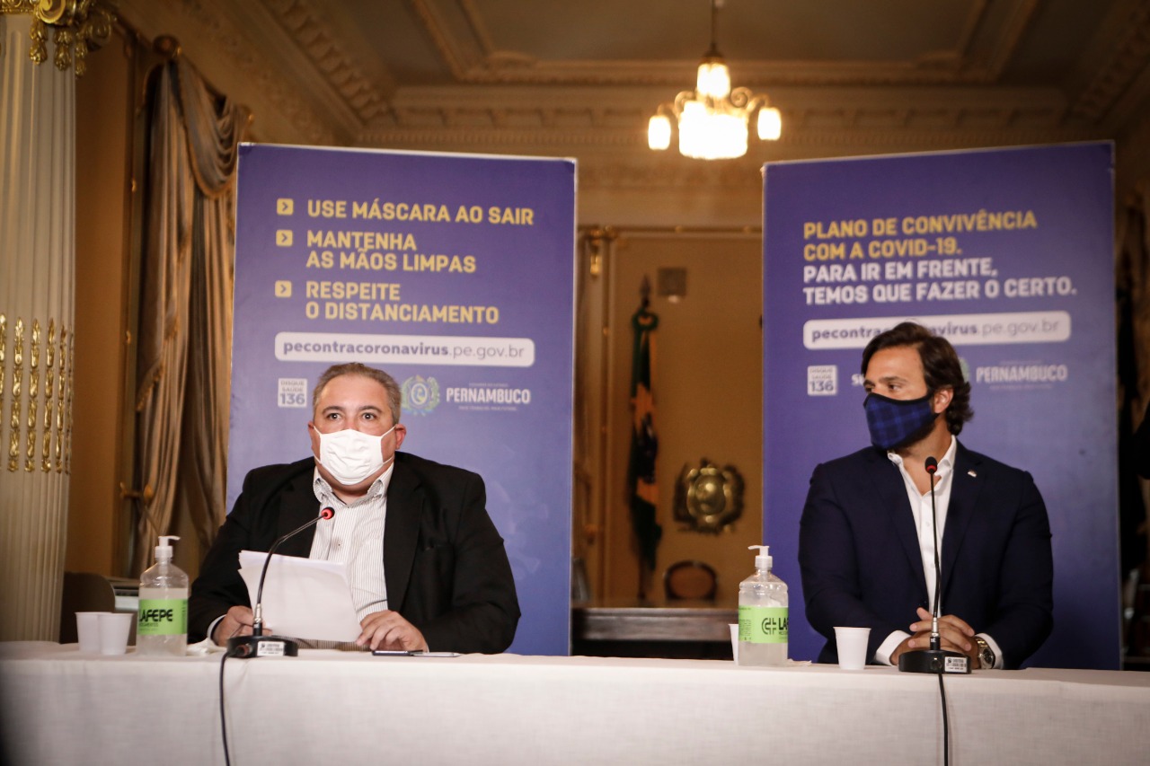 Anúncio da suspensão dos eventos foi feito durante coletiva do governo do estado./Foto: Heudes Regis/ SEI Anúncio da suspensão dos eventos foi feito durante coletiva do governo do estado./Foto: Heudes Regis/ SEI