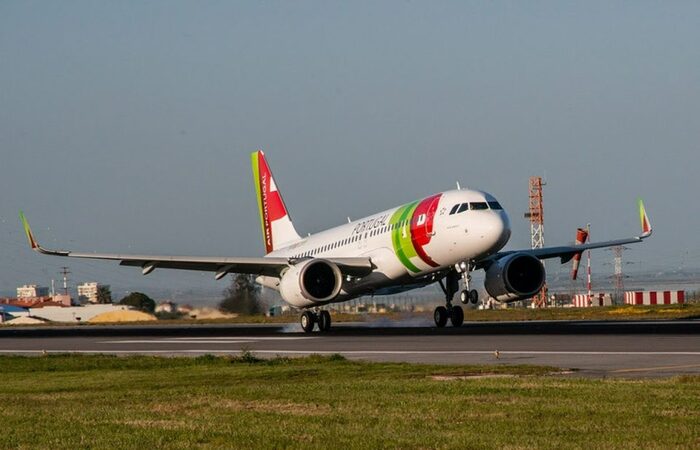 Voo da TAP entre o Recife e Lisboa era a única rota internacional operando atualmente./Foto: TAP/Divulgação Voo da TAP entre o Recife e Lisboa era a única rota internacional operando atualmente./Foto: TAP/Divulgação