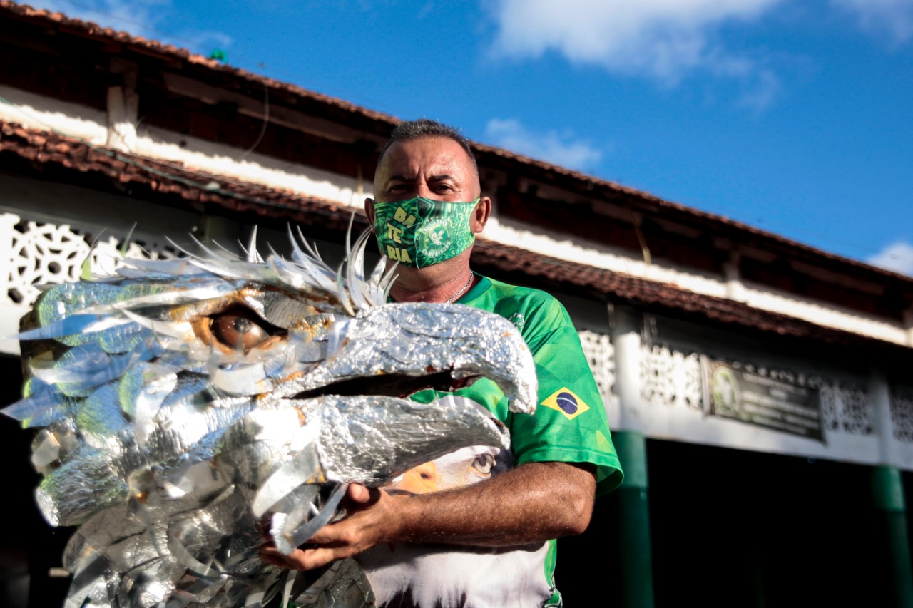 Para o mestre de bateria, Damião Gomes, restou a saudade do passado/Foto: Arnaldo Sete/Esp. DP Para o mestre de bateria, Damião Gomes, restou a saudade do passado/Foto: Arnaldo Sete/Esp. DP