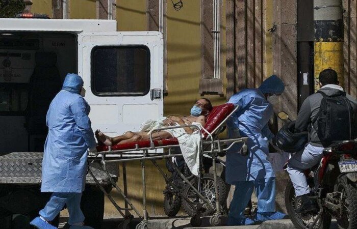 O número de casos diagnosticados não reflete mais do que uma fração do número real casos, e as comparações entre países devem ser feitas com cautela, já que as políticas de teste variam de país para país./Foto: Orlando SIERRA / AFP O número de casos diagnosticados não reflete mais do que uma fração do número real casos, e as comparações entre países devem ser feitas com cautela, já que as políticas de teste variam de país para país./Foto: Orlando SIERRA / AFP