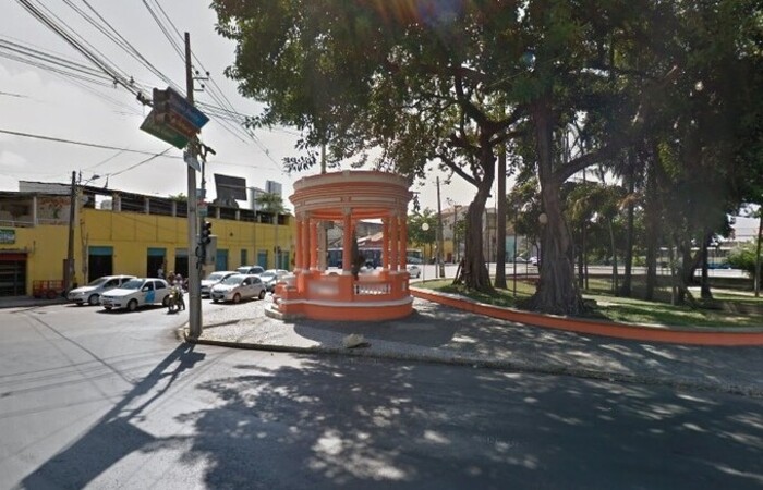 Praça Sérgio Loreto, no bairro de São José, no Recife/Foto: Reprodução/Google Street View