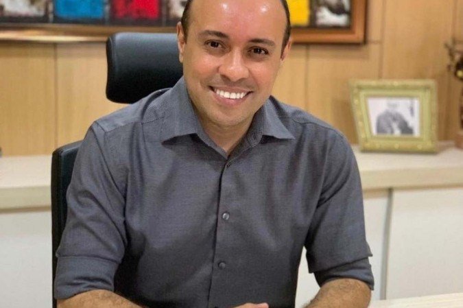 /A nomeação de Antônio é tratada como golpe por parte dos alunos e professores da universidade, uma vez que recebeu 19,47% dos votos dos eleitores. Foto: Ascom UFCG/Divulgação /A nomeação de Antônio é tratada como golpe por parte dos alunos e professores da universidade, uma vez que recebeu 19,47% dos votos dos eleitores. Foto: Ascom UFCG/Divulgação