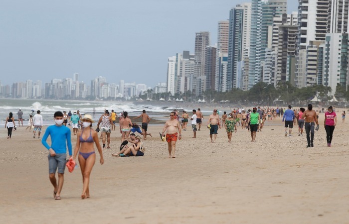 /Nas praias, no entanto, será permitida apenas a prática de atividades esportivas individuais. Foto: Leandro de Santana/Arquivo DP /Nas praias, no entanto, será permitida apenas a prática de atividades esportivas individuais. Foto: Leandro de Santana/Arquivo DP