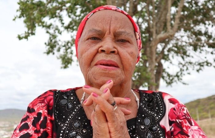 Mestre Severina Lopes tem sua história contada por sua neta no documentário "Mulheres da Roda do Samba de Coco Arcoverdense"/Foto: Cine Arcoverde/Divulgação Mestre Severina Lopes tem sua história contada por sua neta no documentário "Mulheres da Roda do Samba de Coco Arcoverdense"/Foto: Cine Arcoverde/Divulgação